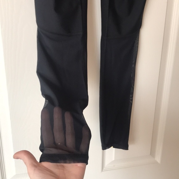 Brand New Under Armour Heatgear Compression High Rise Ankle Leggings 80’s Style - Picture 11 of 13